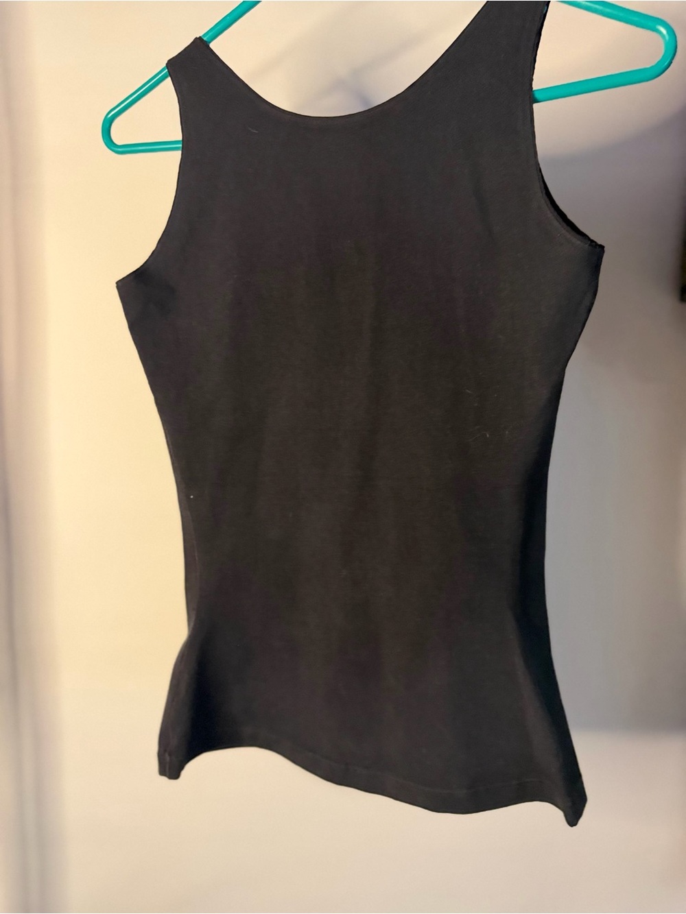 SPANX Black Scoop Neck Shaping Tank Top - Picture 3 of 3